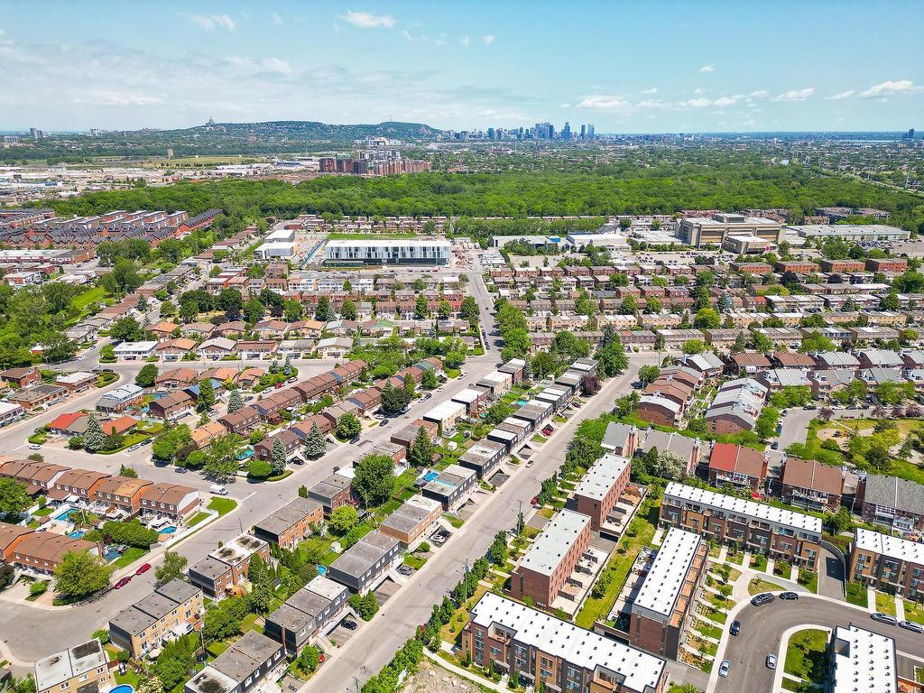 









7654Z


Rue Bouvier

,
Montréal (LaSalle),




QC
H8N0G7


