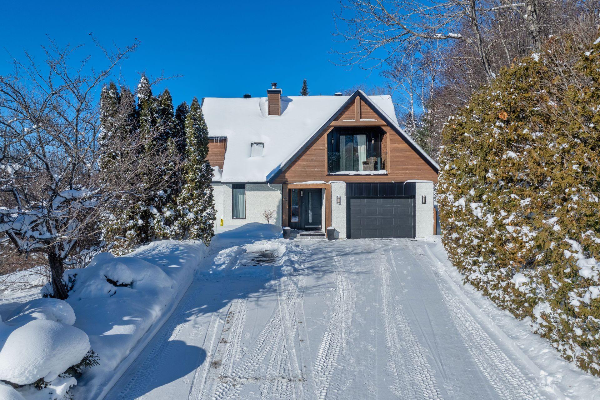 









22


Rue des Ardoises

,
Sainte-Agathe-des-Monts,




QC
J8C3N2

