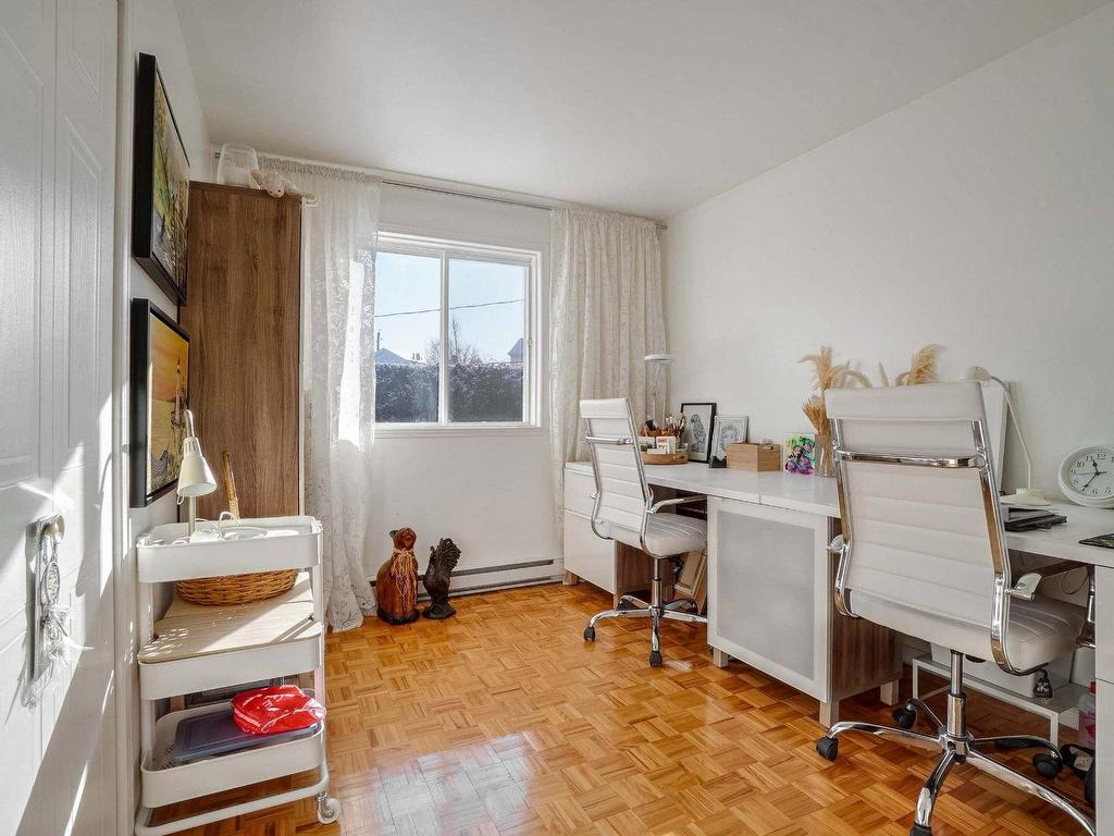 









440


Rue St-Saens O.

,
Laval (Auteuil),




QC
H7H2V7


