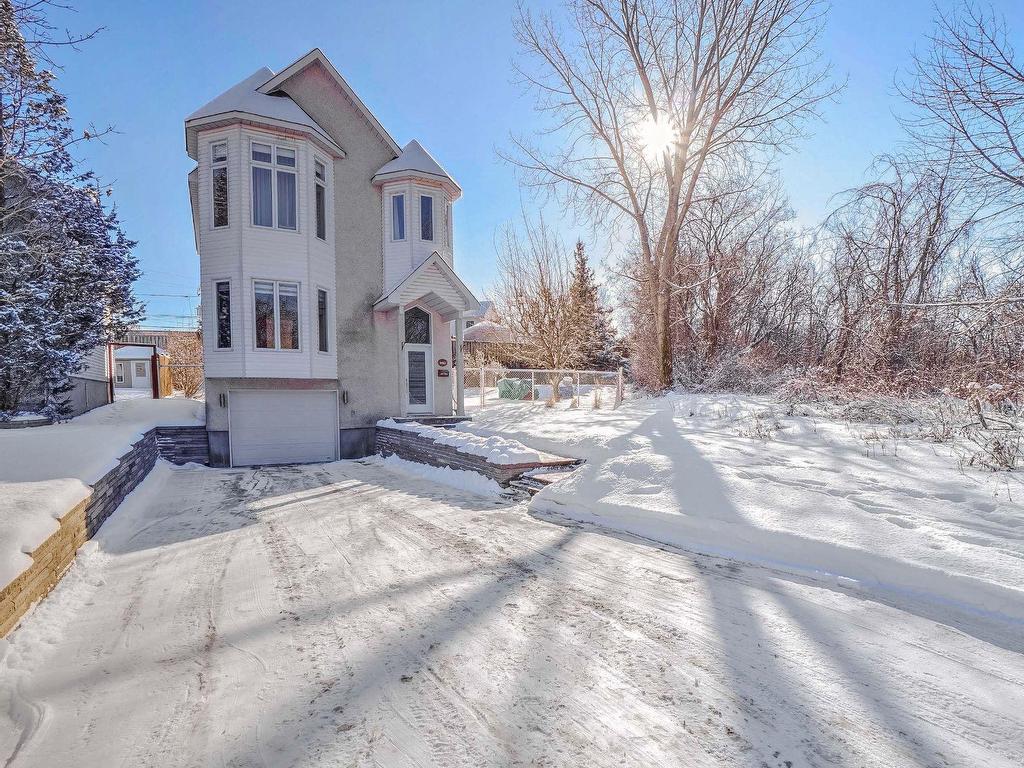









440


Rue St-Saens O.

,
Laval (Auteuil),




QC
H7H2V7

