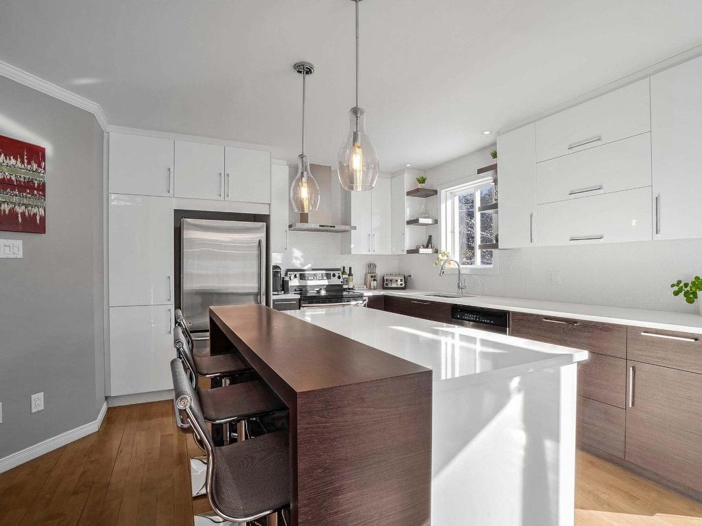 









440


Rue St-Saens O.

,
Laval (Auteuil),




QC
H7H2V7

