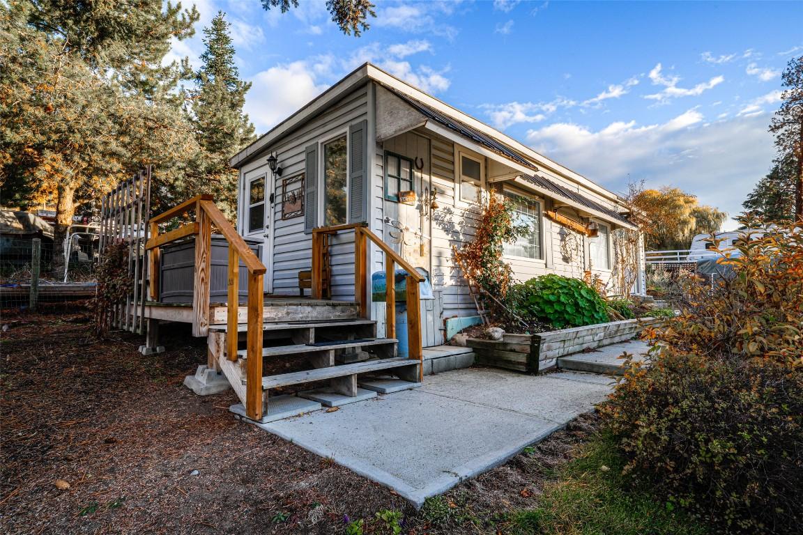 









13071


Trewhitt

Road,
Lake Country,




BC
V4V 2B1

