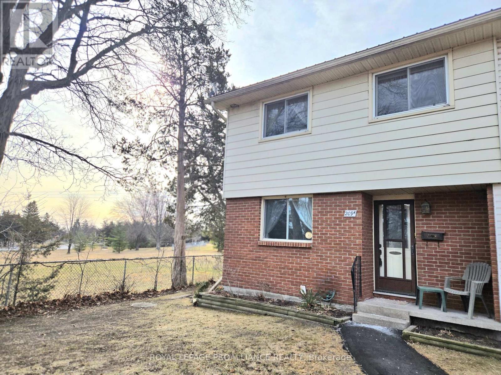 












K - 209 NORTH PARK STREET

,
Belleville (Belleville Ward),




Ontario
K8P4T9


