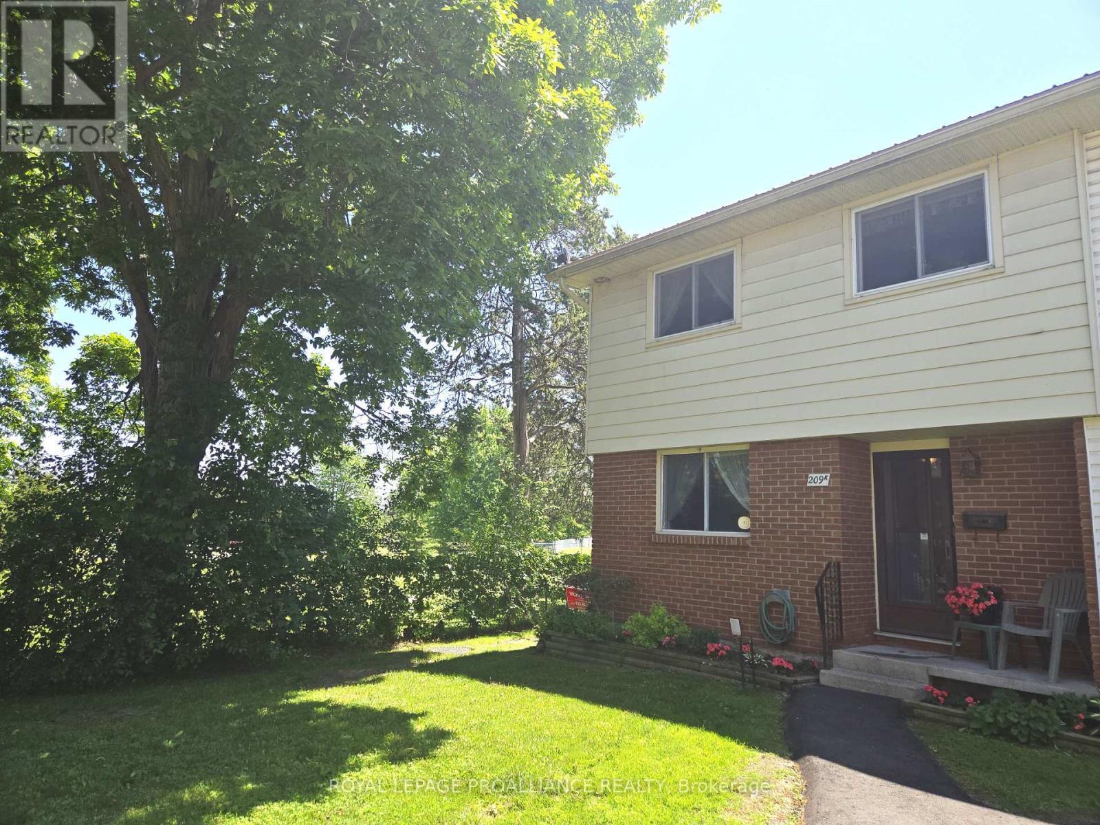 












K - 209 NORTH PARK STREET

,
Belleville (Belleville Ward),




Ontario
K8P4T9

