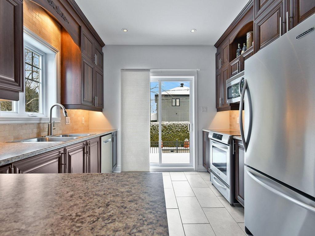 









30


Rue Paul-Albert

,
Blainville,




QC
J7C0T5

