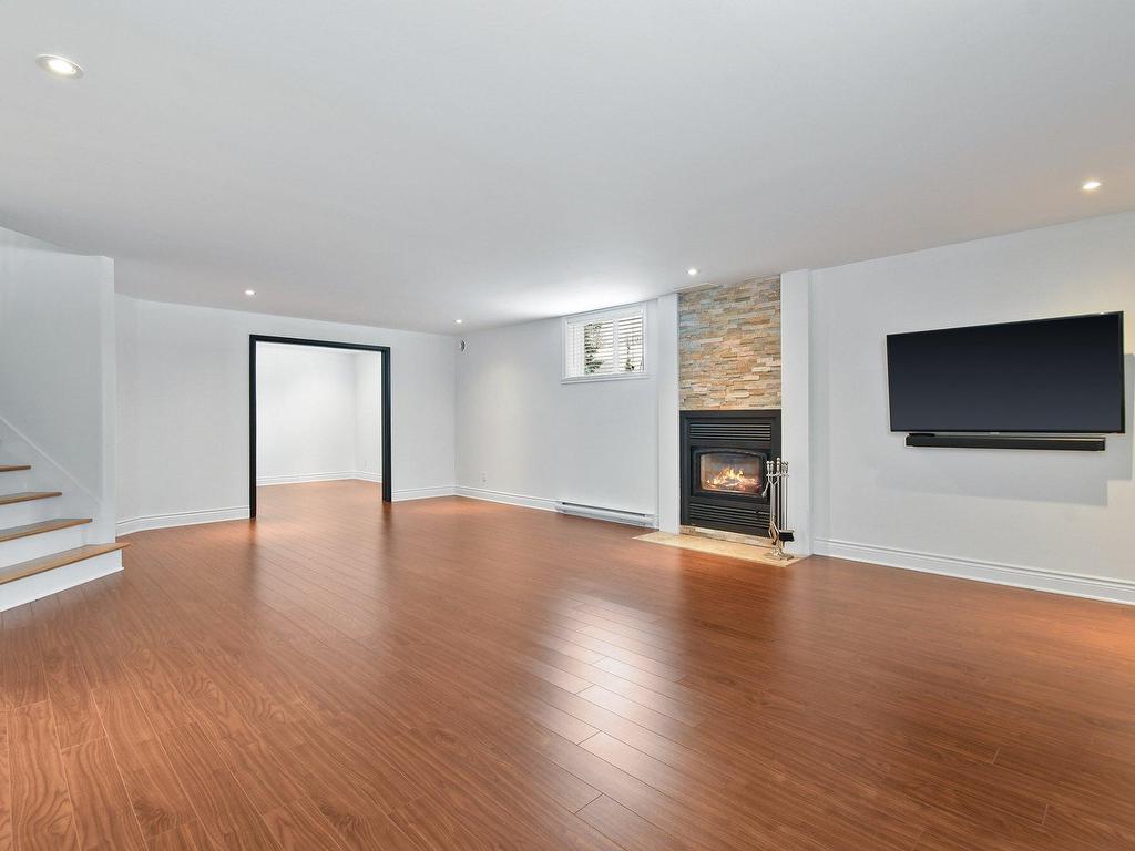 









30


Rue Paul-Albert

,
Blainville,




QC
J7C0T5

