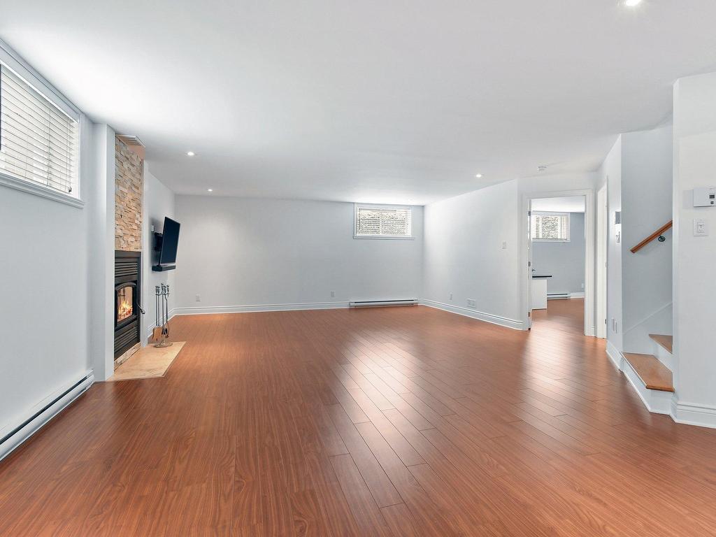 









30


Rue Paul-Albert

,
Blainville,




QC
J7C0T5

