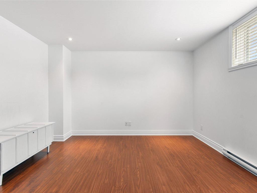 









30


Rue Paul-Albert

,
Blainville,




QC
J7C0T5

