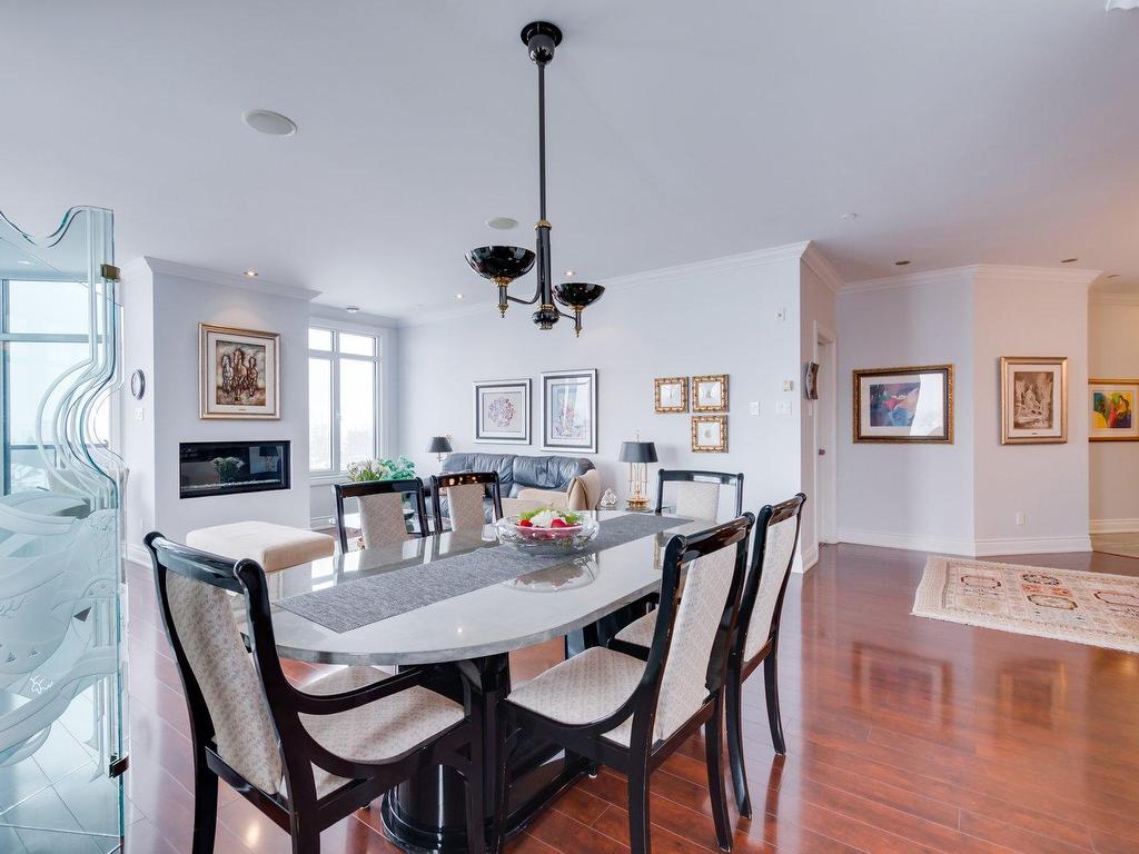 









224


Boul. Alexandre-Taché

, 607,
Gatineau (Hull),




QC
J9A0B8


