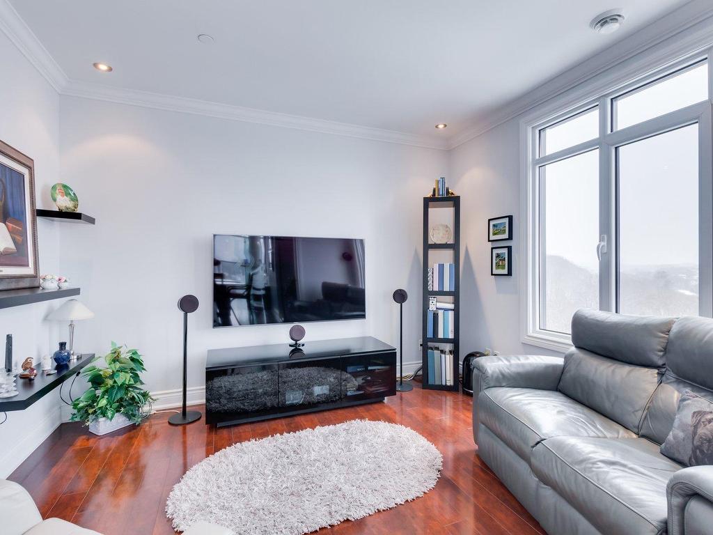 









224


Boul. Alexandre-Taché

, 607,
Gatineau (Hull),




QC
J9A0B8

