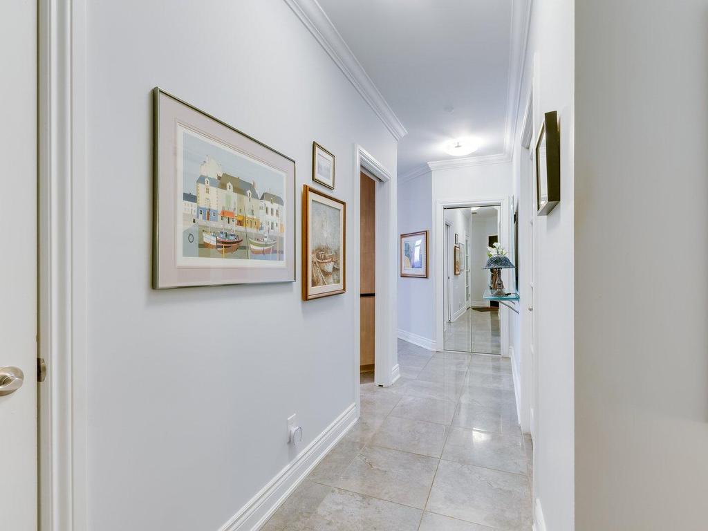 









224


Boul. Alexandre-Taché

, 607,
Gatineau (Hull),




QC
J9A0B8

