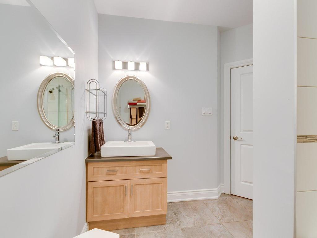 









224


Boul. Alexandre-Taché

, 607,
Gatineau (Hull),




QC
J9A0B8

