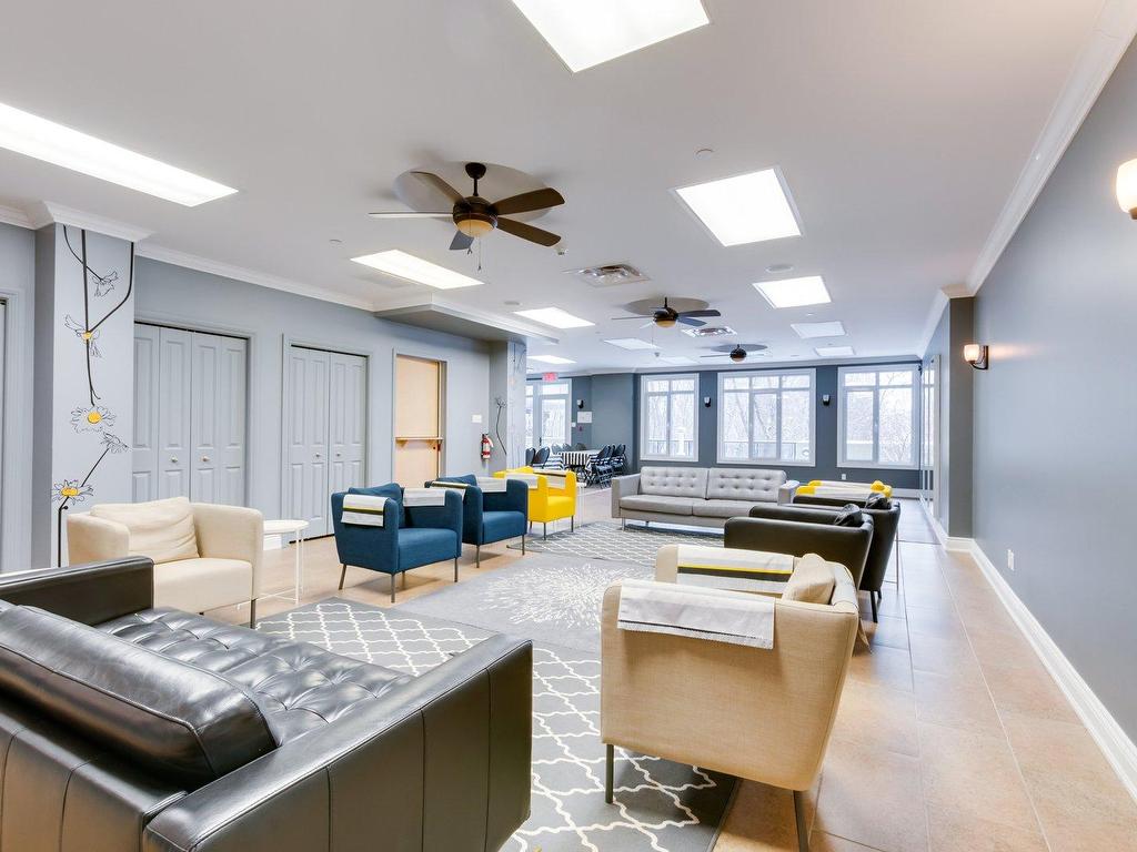 









224


Boul. Alexandre-Taché

, 607,
Gatineau (Hull),




QC
J9A0B8


