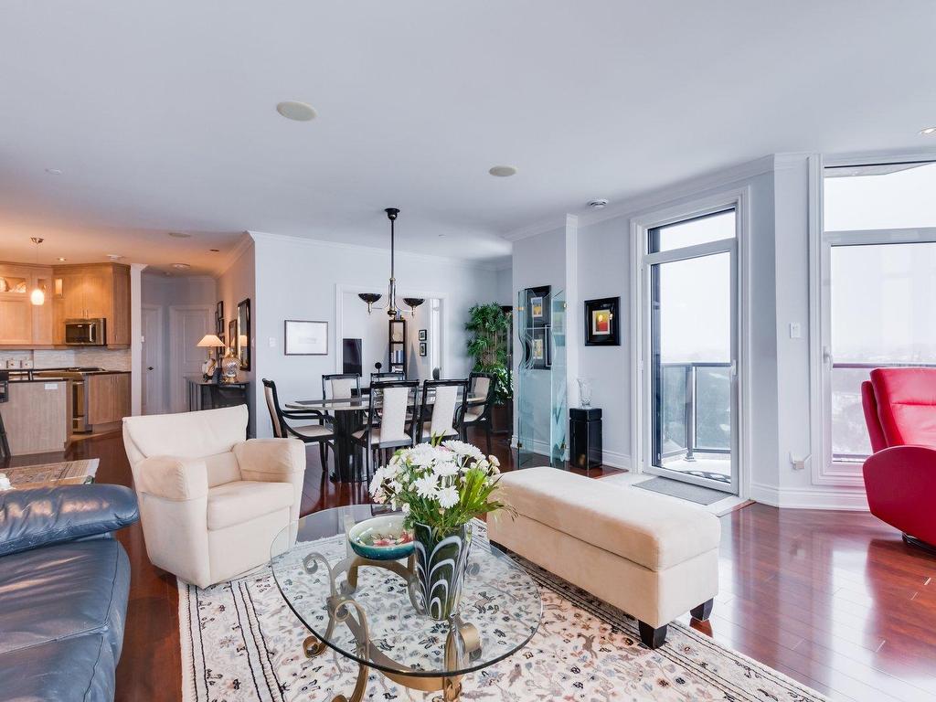 









224


Boul. Alexandre-Taché

, 607,
Gatineau (Hull),




QC
J9A0B8

