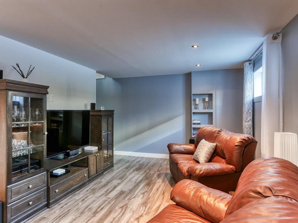 









4205


Rue Ovila-Demontigny

,
Shawinigan,




QC
G9P5A7

