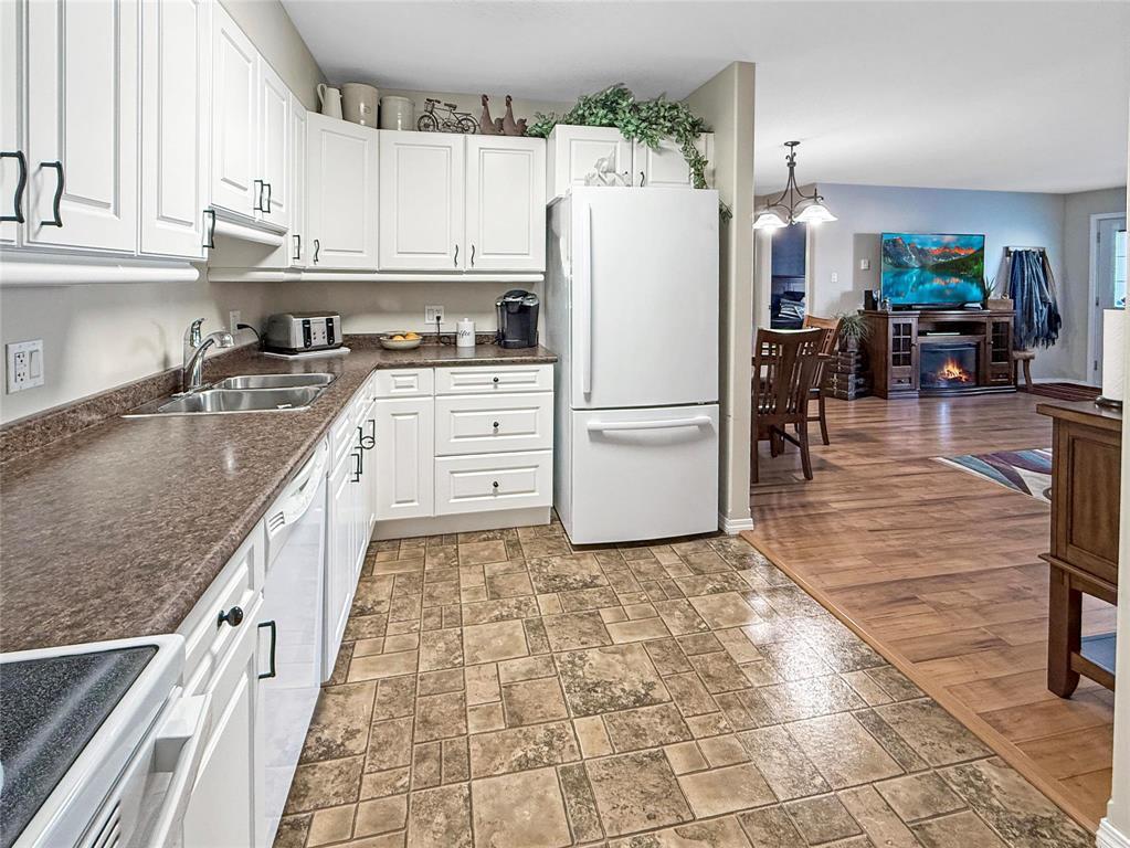












661 3rd Avenue

,
Rivers,




Manitoba
R0K1X0

