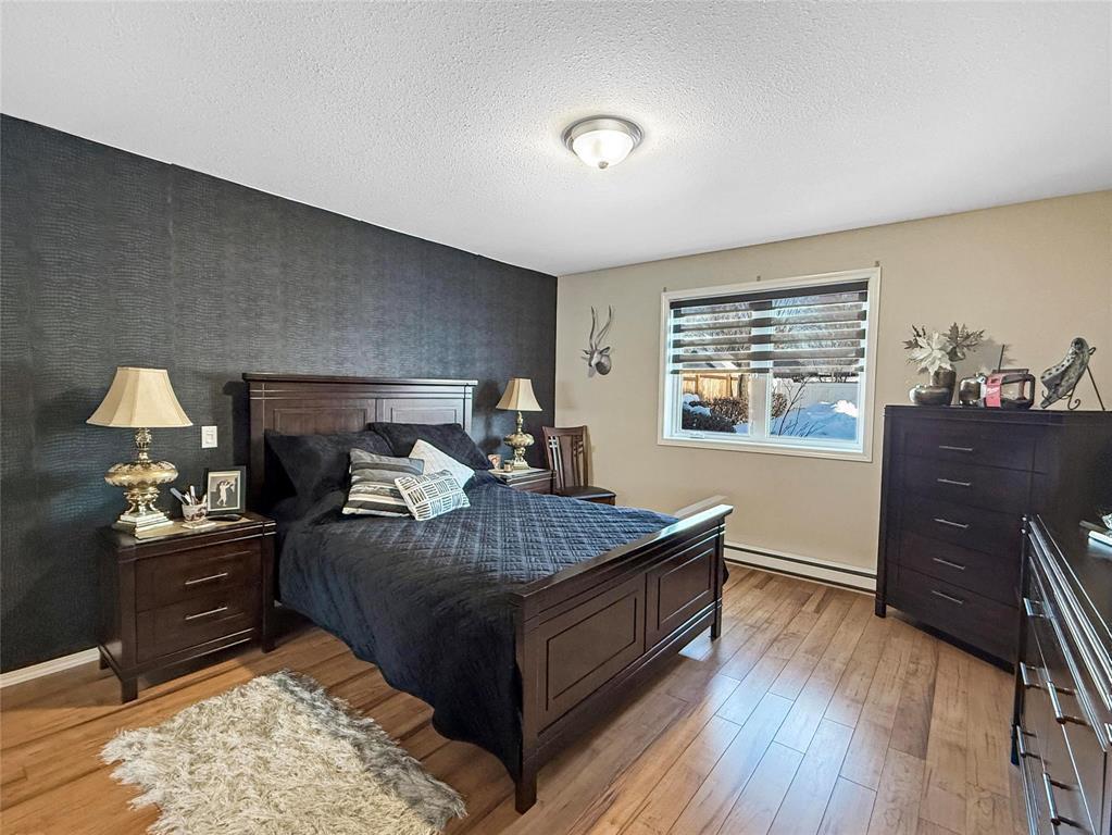 












661 3rd Avenue

,
Rivers,




Manitoba
R0K1X0

