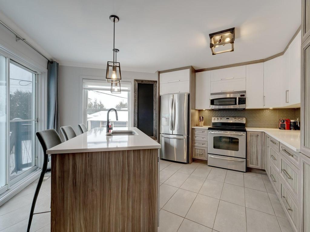 









26


Rue de l'Aubépine

,
Saint-Constant,




QC
J5A2S9

