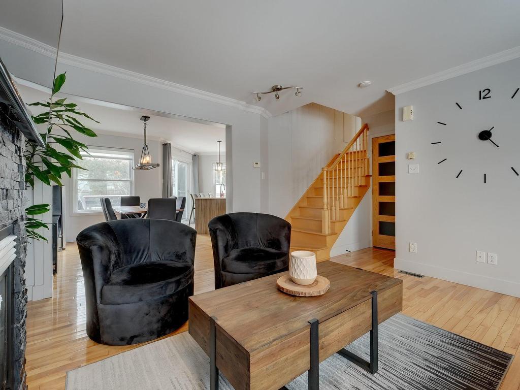 









26


Rue de l'Aubépine

,
Saint-Constant,




QC
J5A2S9


