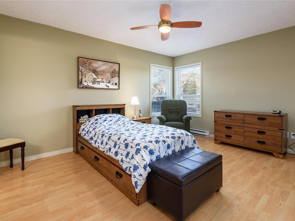 









2419


Lomond

Pl,
Courtenay,




BC
V9N 9J3

