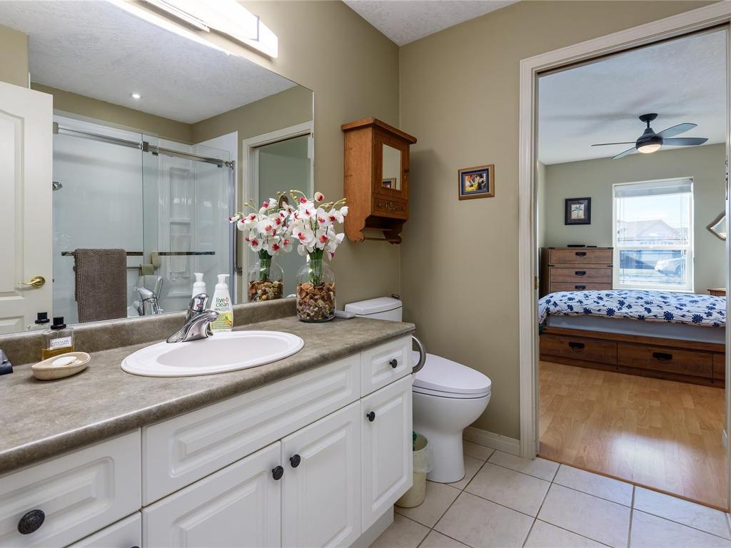 









2419


Lomond

Pl,
Courtenay,




BC
V9N 9J3

