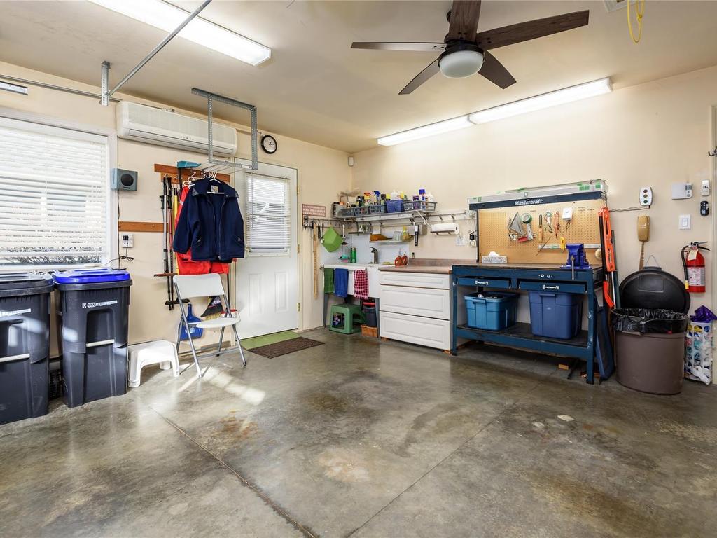









2419


Lomond

Pl,
Courtenay,




BC
V9N 9J3

