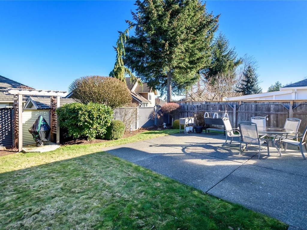 









2419


Lomond

Pl,
Courtenay,




BC
V9N 9J3

