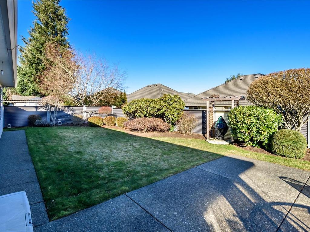 









2419


Lomond

Pl,
Courtenay,




BC
V9N 9J3

