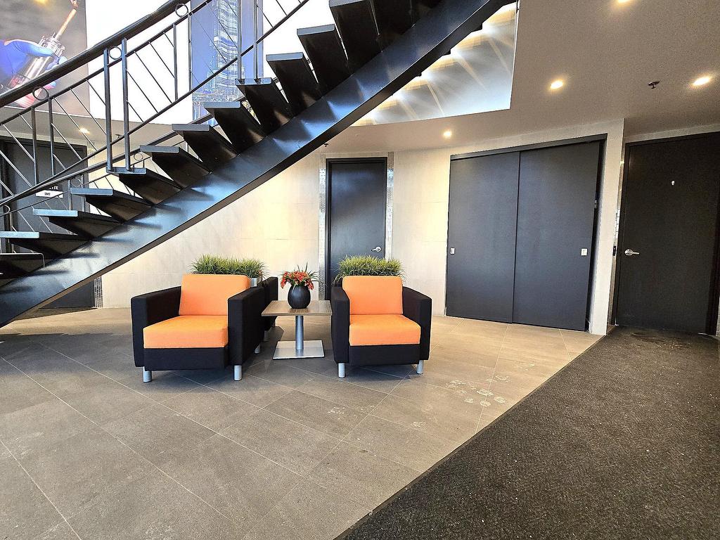 









2222


Boul. Dagenais O.

,
Laval (Sainte-Rose),




QC
H7L5Y2

