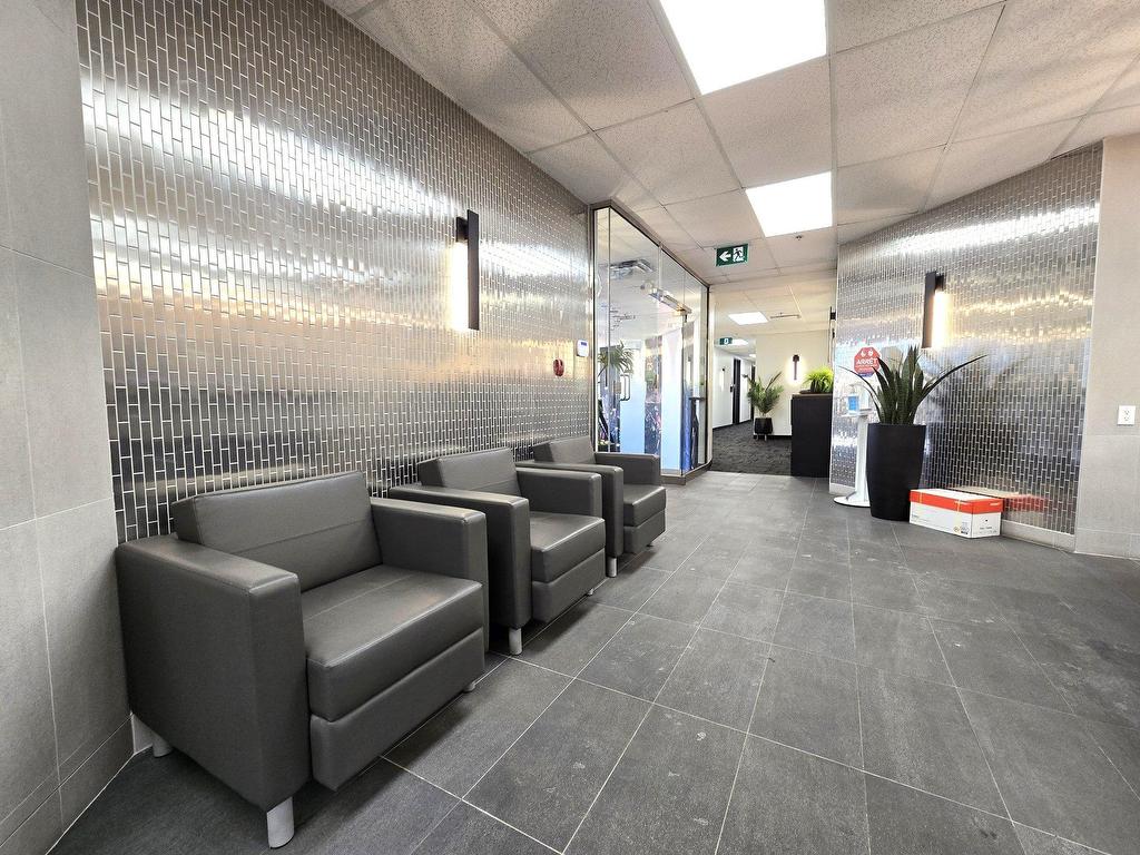 









2222


Boul. Dagenais O.

,
Laval (Sainte-Rose),




QC
H7L5Y2


