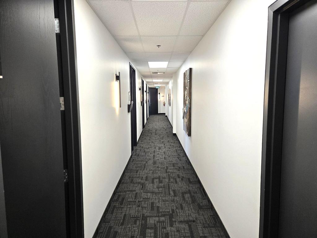 









2222


Boul. Dagenais O.

,
Laval (Sainte-Rose),




QC
H7L5Y2

