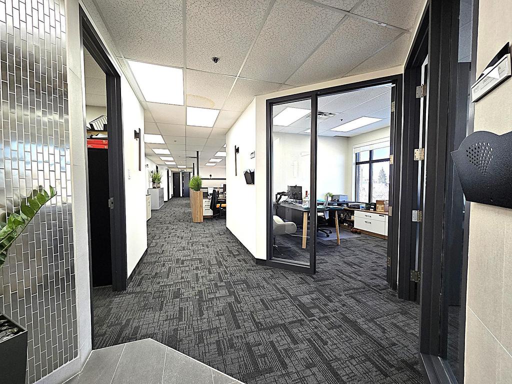 









2222


Boul. Dagenais O.

,
Laval (Sainte-Rose),




QC
H7L5Y2

