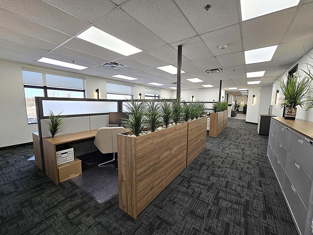 









2222


Boul. Dagenais O.

,
Laval (Sainte-Rose),




QC
H7L5Y2

