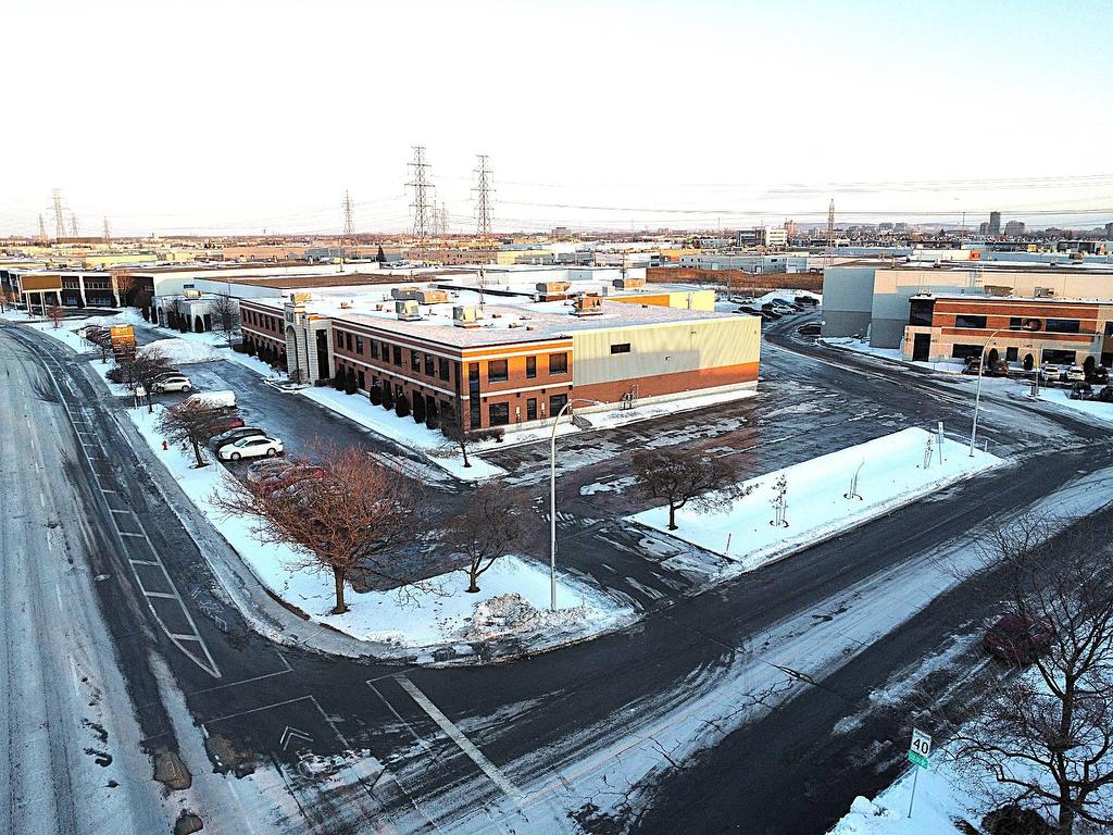 









2222


Boul. Dagenais O.

,
Laval (Sainte-Rose),




QC
H7L5Y2

