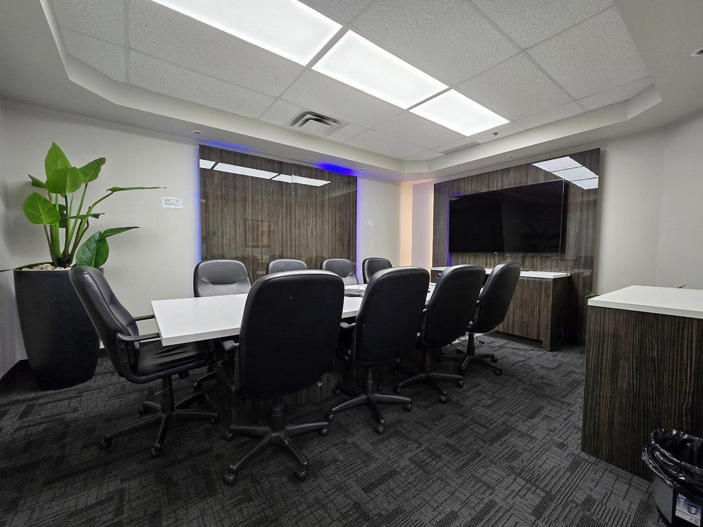 









2222


Boul. Dagenais O.

,
Laval (Sainte-Rose),




QC
H7L5Y2

