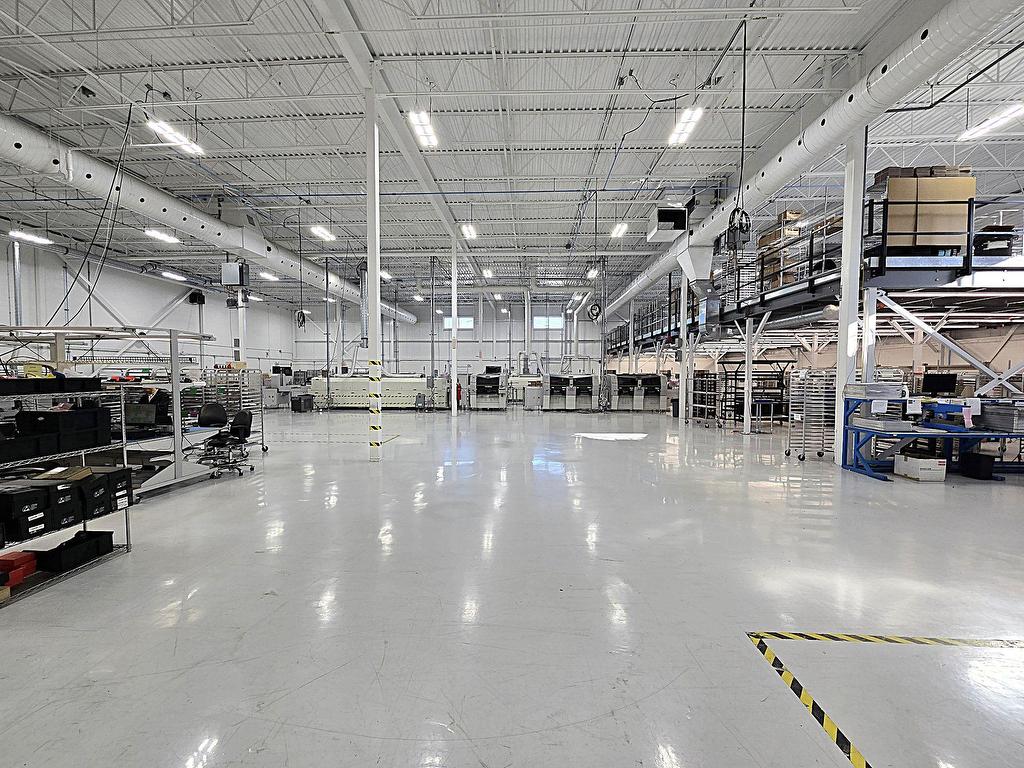 









2222


Boul. Dagenais O.

,
Laval (Sainte-Rose),




QC
H7L5Y2

