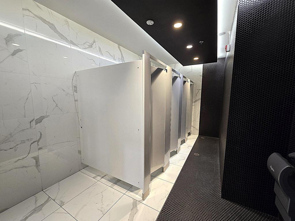 









2222


Boul. Dagenais O.

,
Laval (Sainte-Rose),




QC
H7L5Y2

