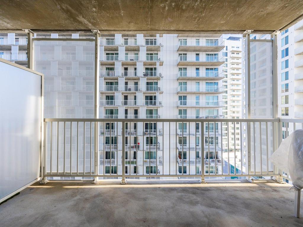 









2320


Rue Tupper

, 1112,
Montréal (Ville-Marie),




QC
H3H0B8


