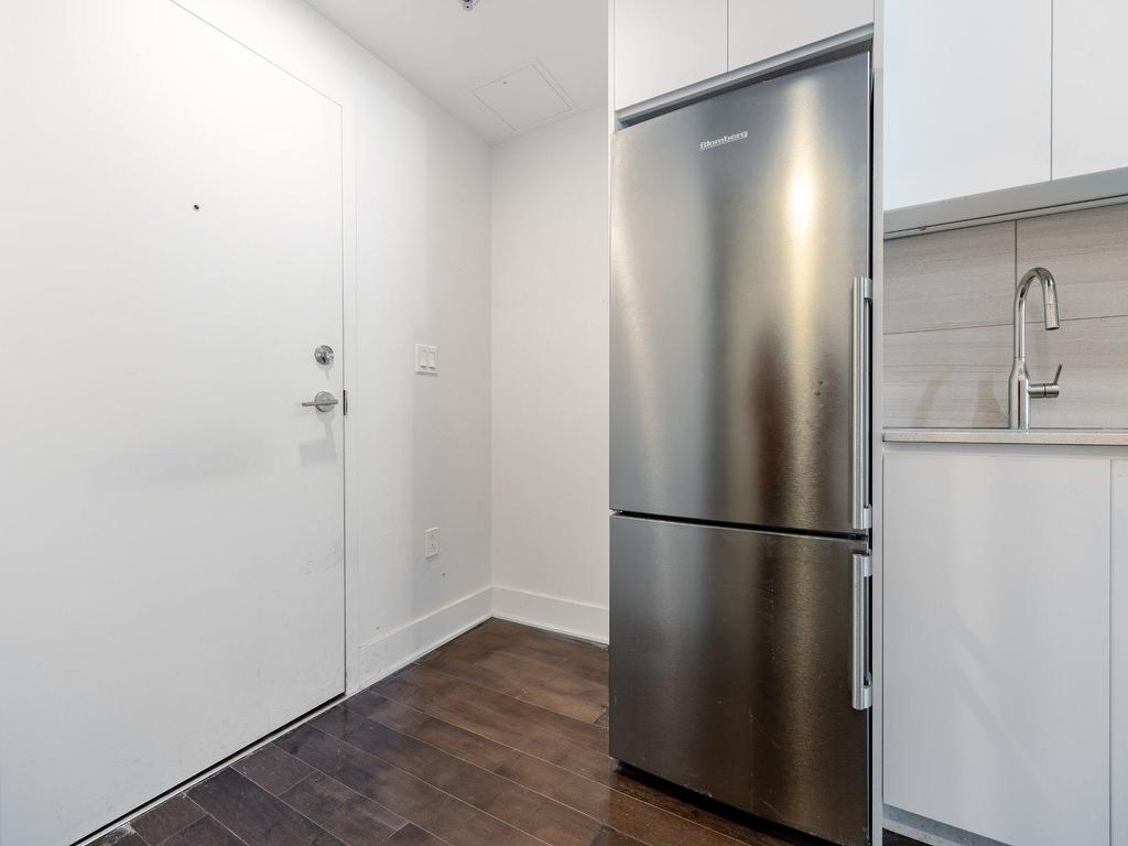 









2320


Rue Tupper

, 1112,
Montréal (Ville-Marie),




QC
H3H0B8

