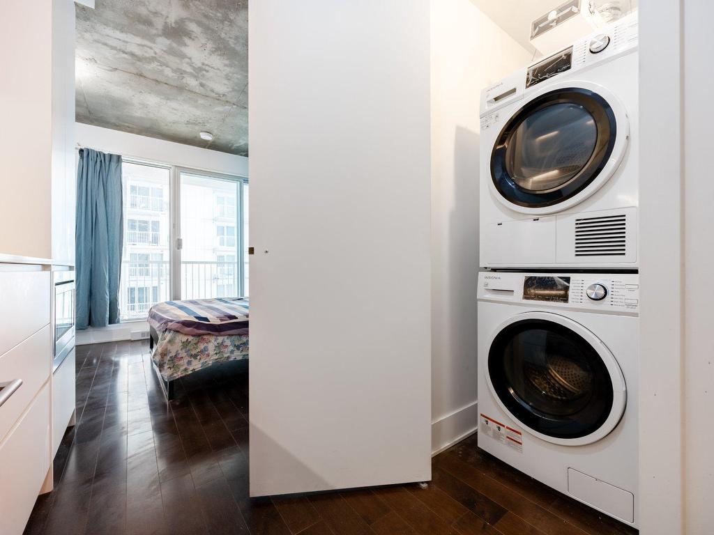 









2320


Rue Tupper

, 1112,
Montréal (Ville-Marie),




QC
H3H0B8

