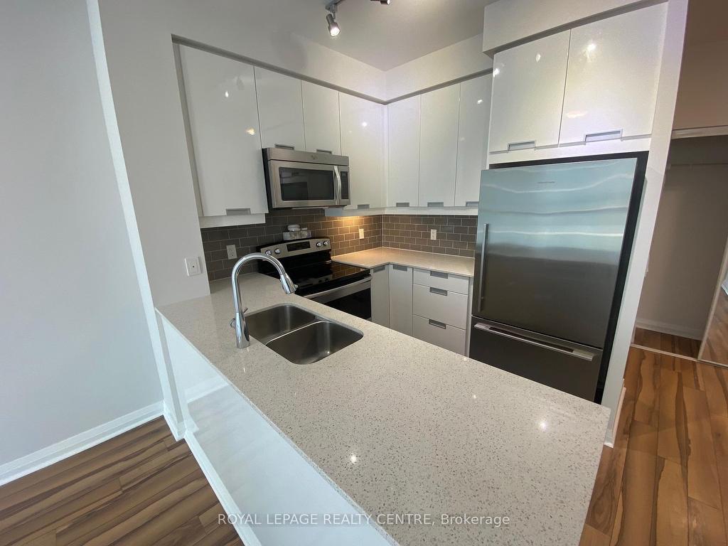 









55


Eglinton

Avenue West, 2108,
Mississauga,




ON
L5R 0E4

