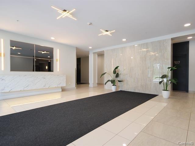 









9185


Rue Lennon

, 507,
Brossard,




QC
J4Y0R8

