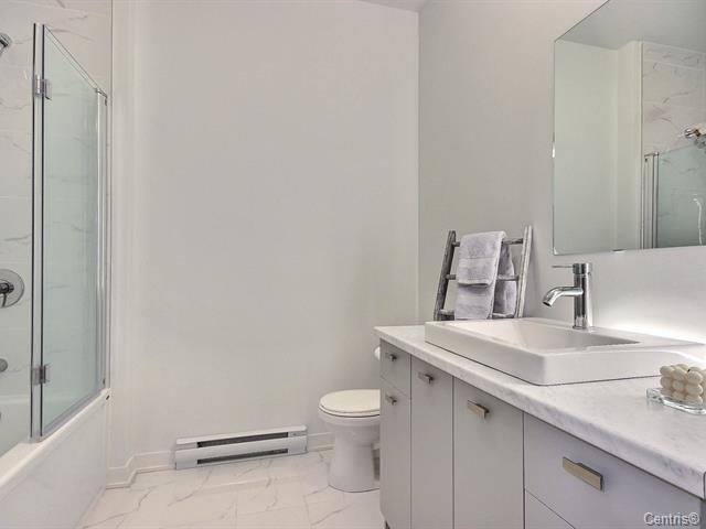 









9185


Rue Lennon

, 507,
Brossard,




QC
J4Y0R8


