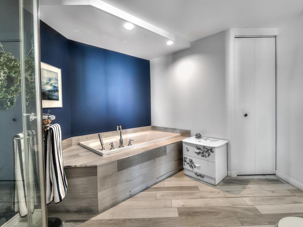 









64


Rue de l'Aqueduc

, 301,
Varennes,




QC
J3X2E4


