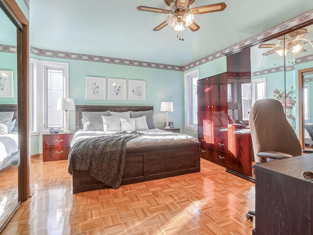 









1701


36e Avenue

,
Montréal (Rivière-des-Prairies/Pointe-aux-Trembles),




QC
H1A5E1

