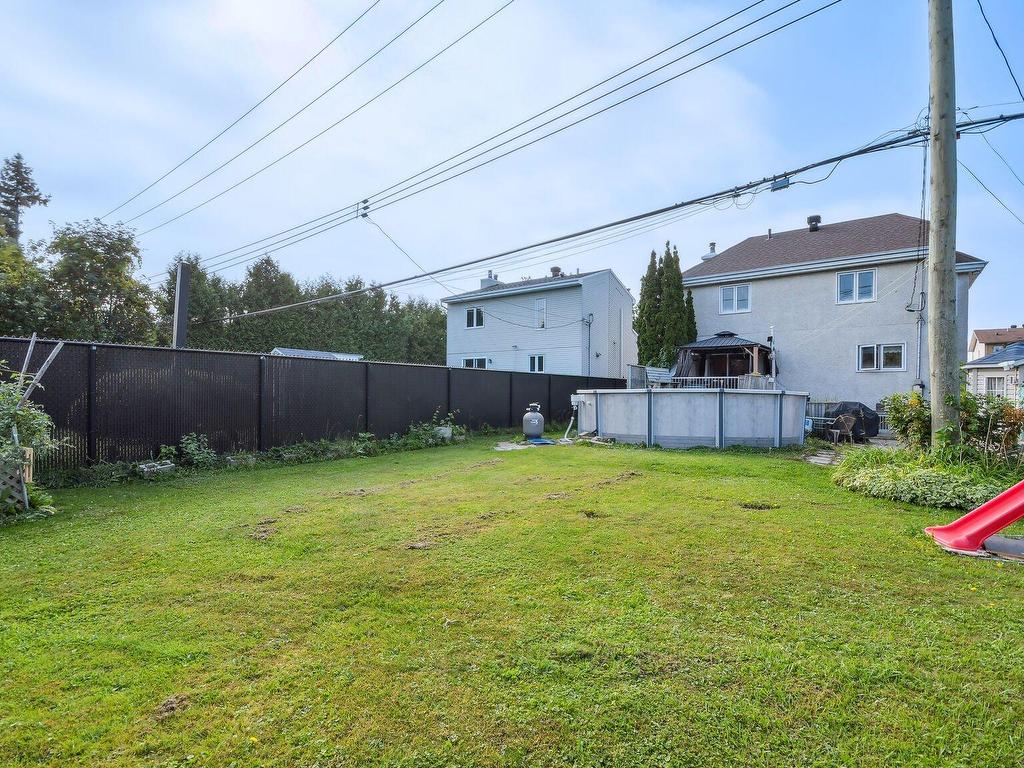 









1701


36e Avenue

,
Montréal (Rivière-des-Prairies/Pointe-aux-Trembles),




QC
H1A5E1

