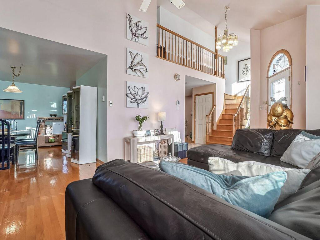 









1701


36e Avenue

,
Montréal (Rivière-des-Prairies/Pointe-aux-Trembles),




QC
H1A5E1

