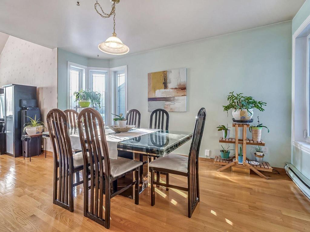 









1701


36e Avenue

,
Montréal (Rivière-des-Prairies/Pointe-aux-Trembles),




QC
H1A5E1

