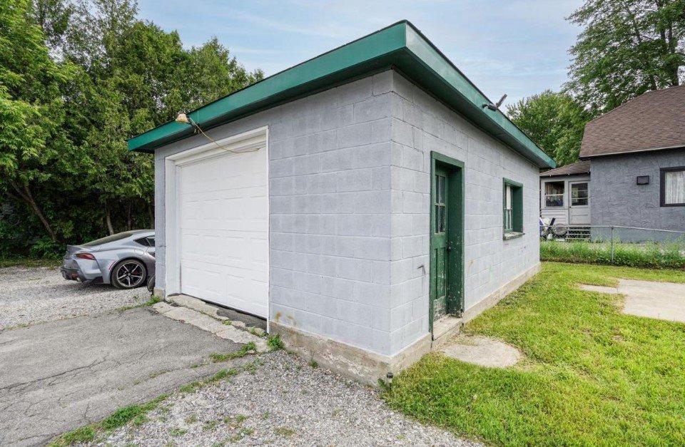 









173

 - 179


Rue du Progrès

,
Gatineau (Masson-Angers),




QC
J8M1T2

