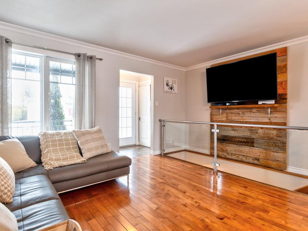 









50


Rue Roland-Ménard

,
Sorel-Tracy,




QC
J3P0B8

